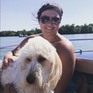 Meet your Posher, Hannah